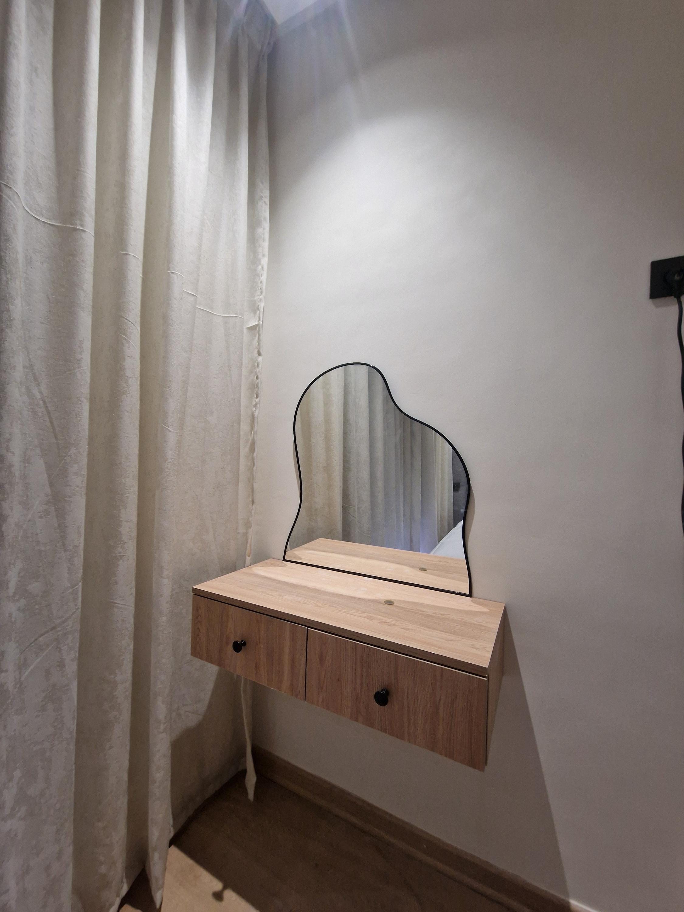 Elegant Arched Wall Mirror 70x50cm Handmade Frame Modern Home Decor for makeup