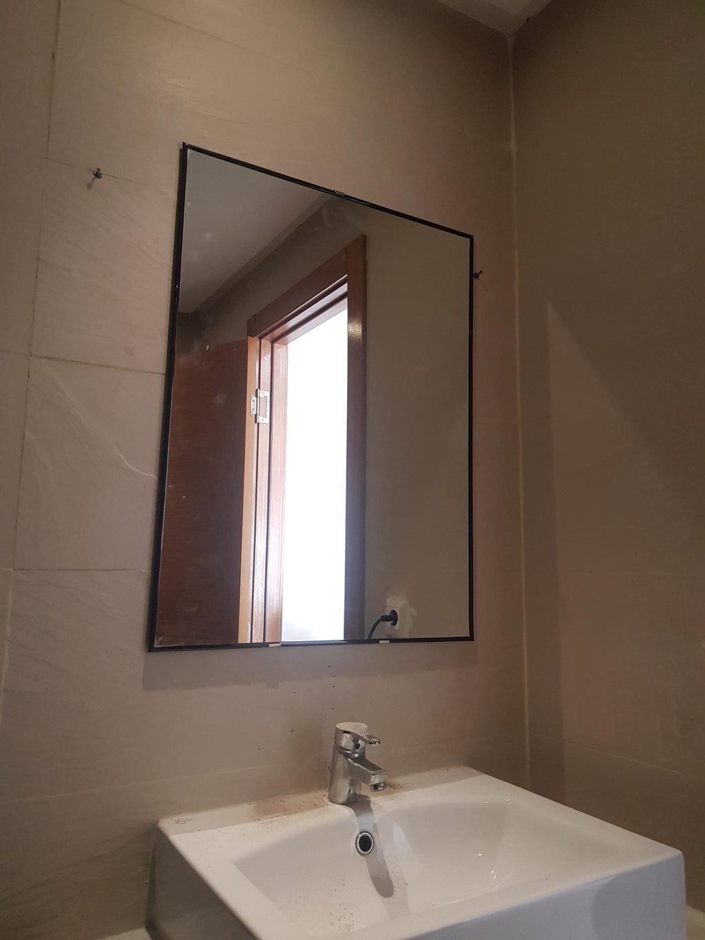 Frameless Rectangle Wall Mirror – Modern Minimalist Bathroom Vanity, 70x50cm