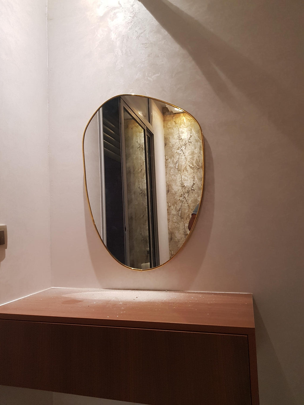 Mirror Modern on Gold for Table Makeup and Bedrooms
