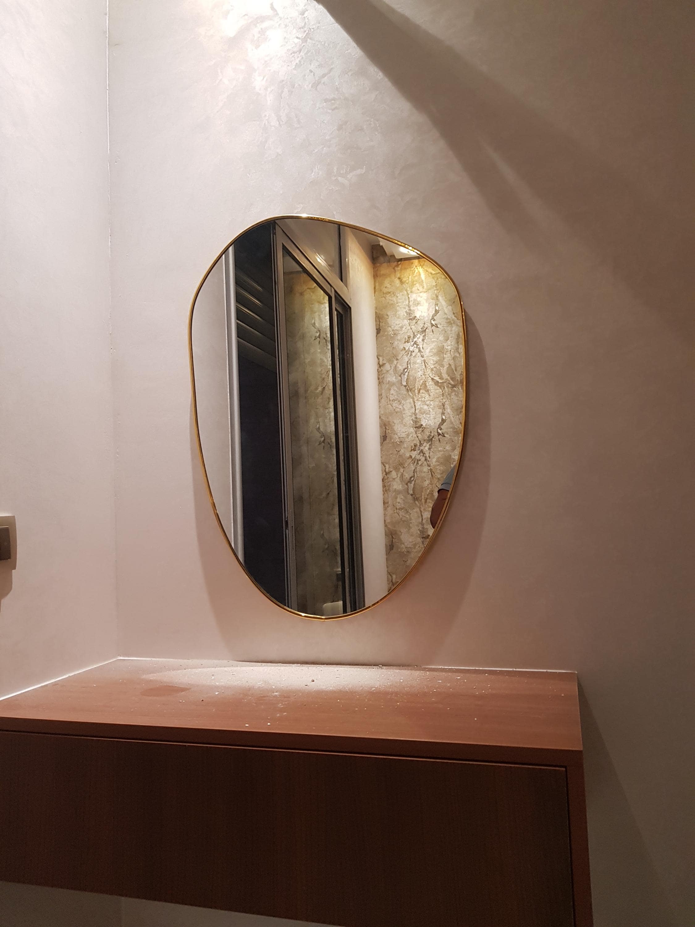 Mirror Modern on Gold for Table Makeup and Bedrooms